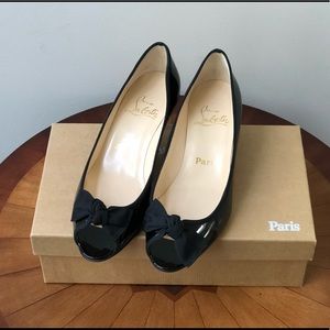 Christian Louboutin Kitten Heel Bow Peeptoe Pump